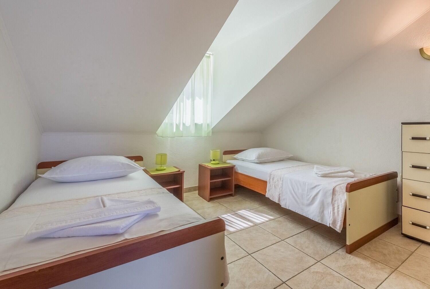 Apartment Bubi Trogir Exterior photo