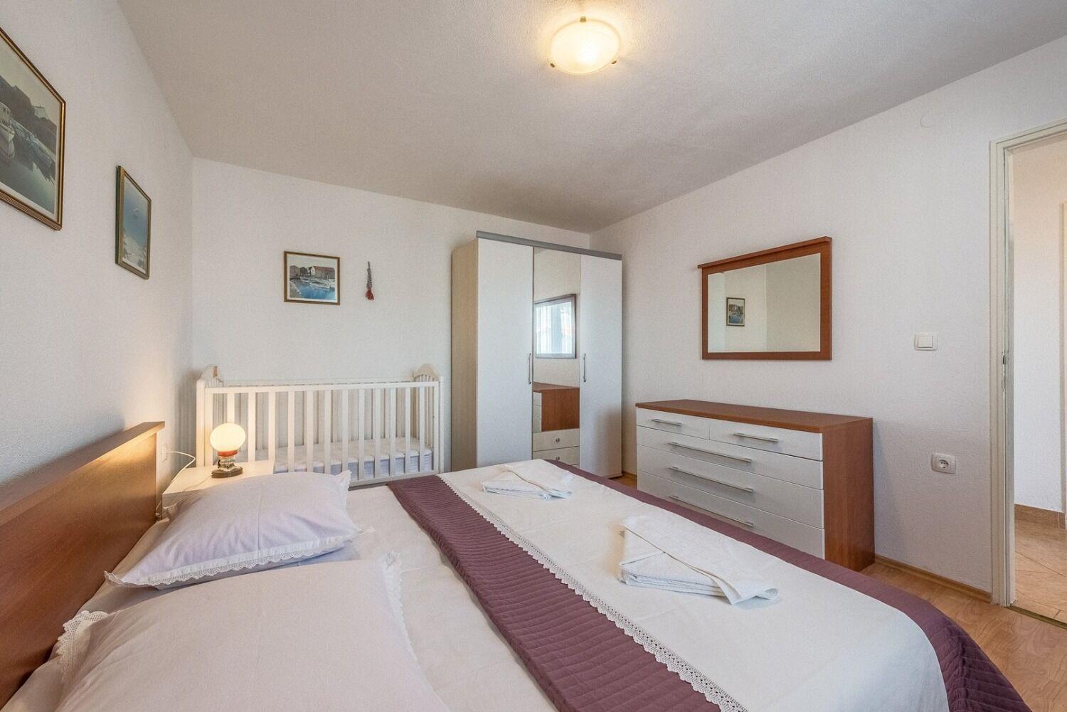 Apartment Bubi Trogir Exterior photo